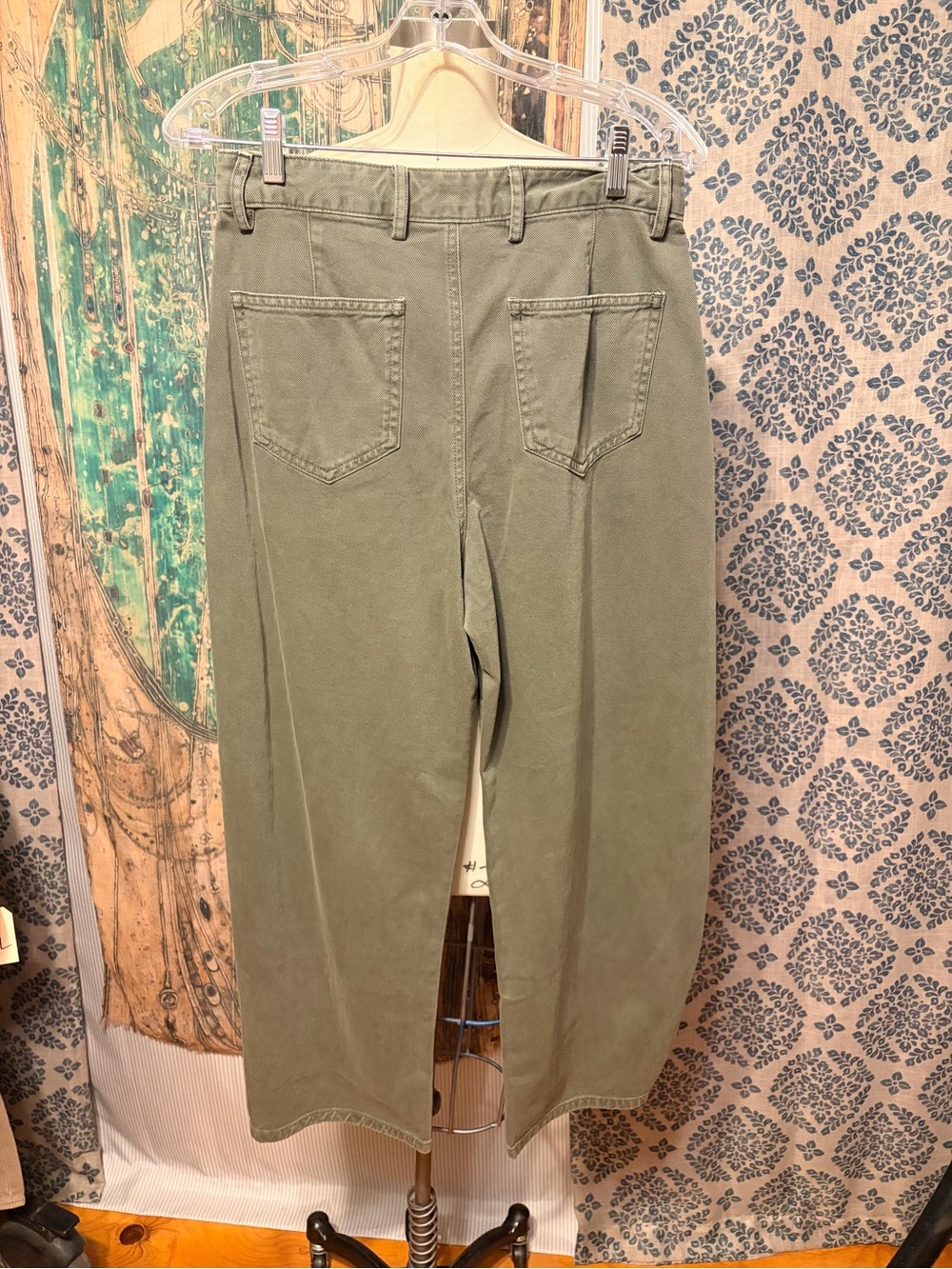 Gap Olive Barrel Leg Pants - Picture 2 of 3